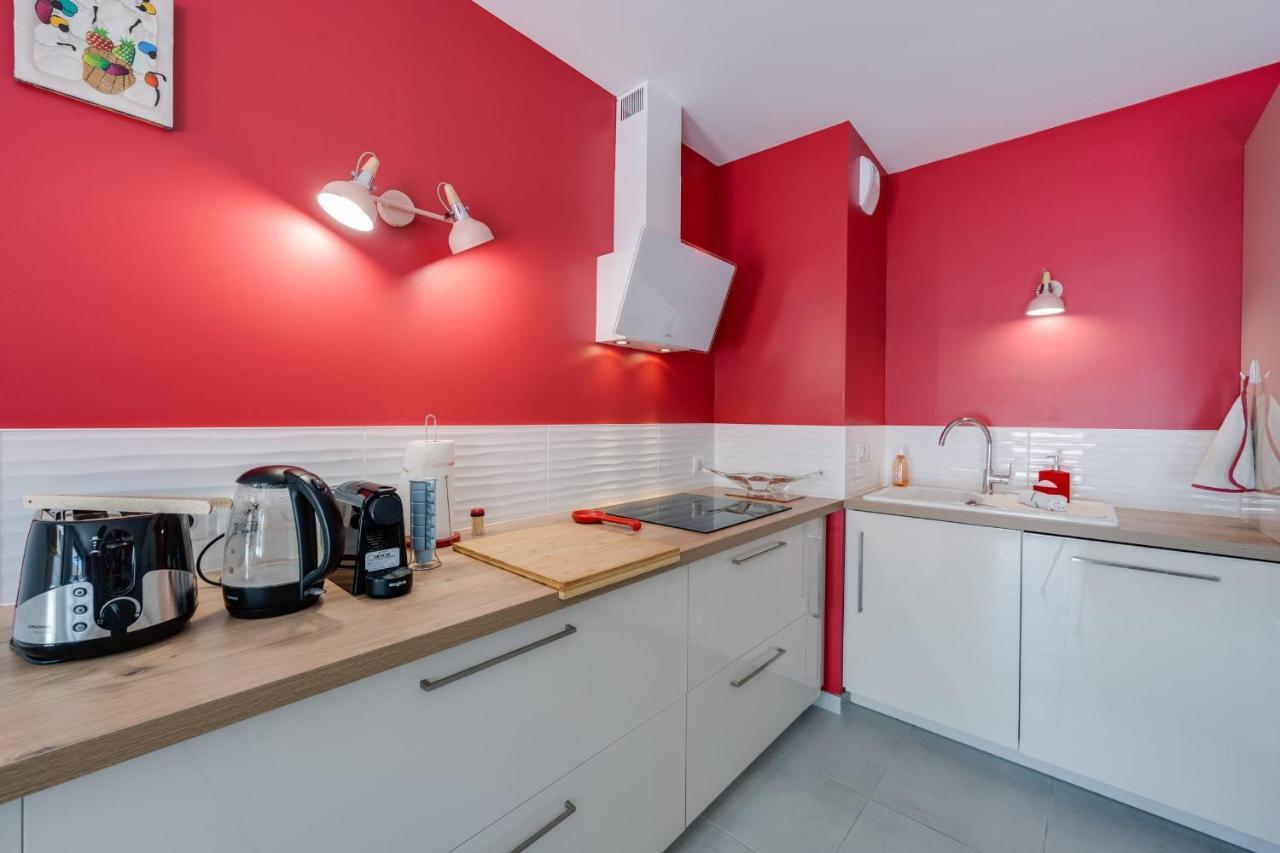 Emergence - Apartment 1 Bedroom 2-4 Pers Garage And Terrace Annecy Exterior photo